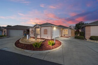 1661 Medina Ave, Lady Lake, FL 32159