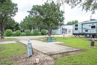 128 Yellowstone Dr Unit 1, Whitney, TX 76692
