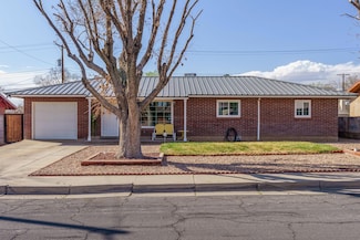 2325 Stevens Dr NE, Albuquerque, NM 87112
