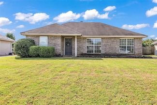490 McDonald Dr, Wetumpka, AL 36092
