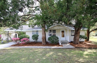 419 Court St, Homerville, GA 31634