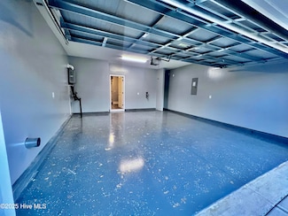 111 Ballantine Grove Ln, Newport, NC 28570