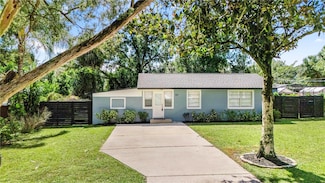 137 Caracas Rd, Debary, FL 32713