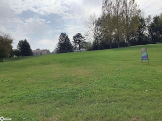 1403 3rd St NE, Hampton, IA 50441