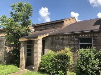 811 Buchta Rd Unit C, Angleton, TX 77515