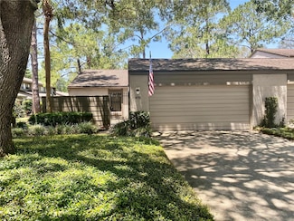 650 Woodridge Dr, Fern Park, FL 32730