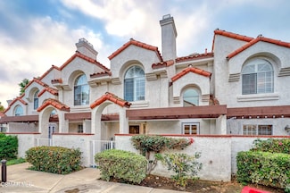 220 Camino Cortina, Camarillo, CA 93010