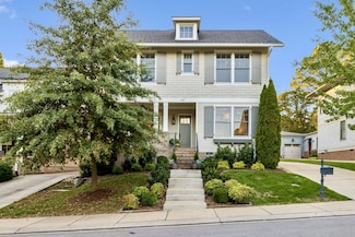 1022 Benelli Park Ct, Franklin, TN 37064