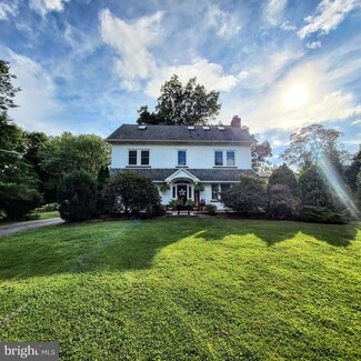 1100 Horseshoe Pike, Downingtown, PA 19335