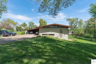 7020 Walnut Circle Dr, Sedalia, MO 65301