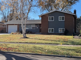 6 S Waterman Ave, Arlington Heights, IL 60004