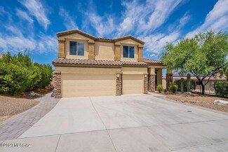 221 W Herschel H Hobbs Place, Vail, AZ 85641
