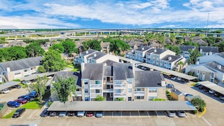 2750 Holly Hall St Unit 1104, Houston, TX 77054