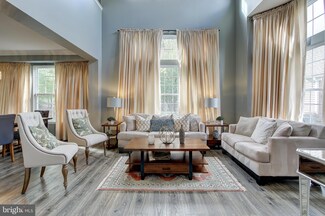 47081 Glenaire Ct, Sterling, VA 20165