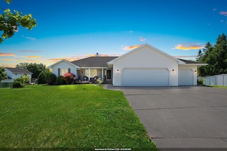 2827 Snowbird Ct, Green Bay, WI 54313