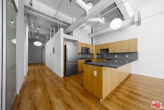 1130 S Flower St Unit 215, Los Angeles, CA 90015