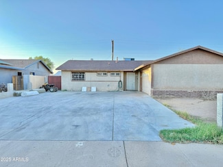 7940 W Avalon Dr, Phoenix, AZ 85033