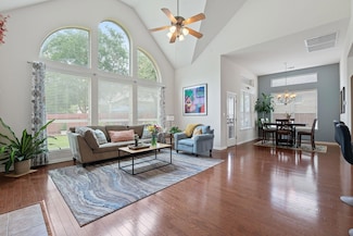 9905 Palmbrook Dr, Austin, TX 78717