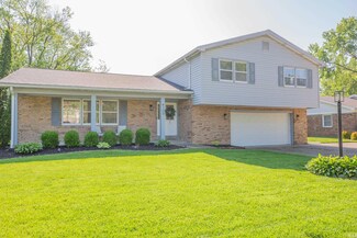 4100 Triple Crown Dr, Newburgh, IN 47630