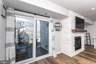 45 Viburnum Ln, Mount Laurel, NJ 08054
