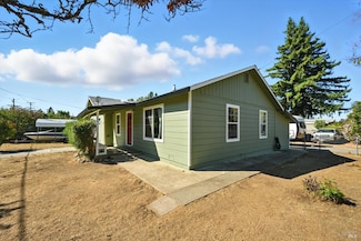 4397 Country Club Dr, Lucerne, CA 95458