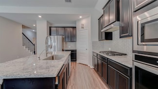 2208 Gadwall Ct, Conroe, TX 77384