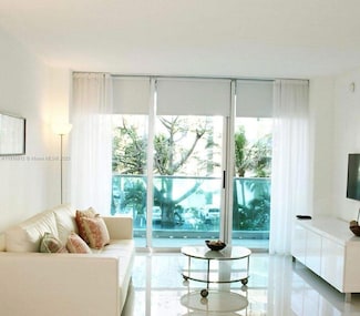 4001 S Ocean Dr Unit 2H, Hollywood, FL 33019