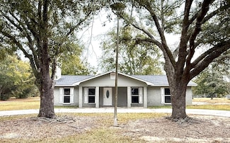 10312 Kevin Dr, Moss Point, MS 39562