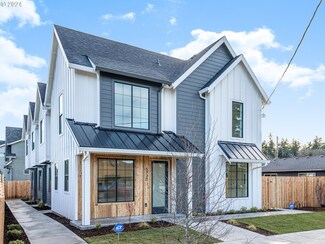 5726 SE Duke St Unit 4, Portland, OR 97206