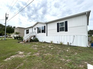 6443 Finance Ave, Weeki Wachee, FL 34607