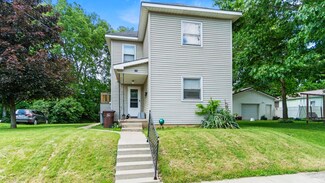 686 -686 1 2 High St, Wabash, IN 46992