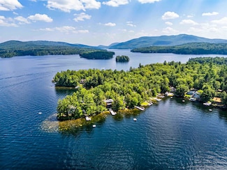 25 Birch Point Ln, Sunapee, NH 03782