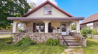 202 N Broadway St, Hastings, MI 49058