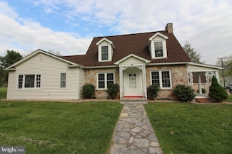 300 Shenandoah Ave, Edinburg, VA 22824