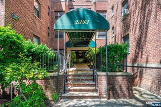2333 Hudson Terrace Unit A-4, Fort Lee, NJ 07024