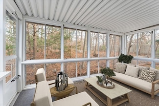 6 Wyoming Dr, Cumberland, RI 02864