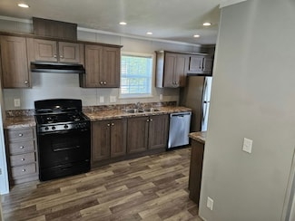 15810 Beech Daly Rd Unit 366, Taylor, MI 48180