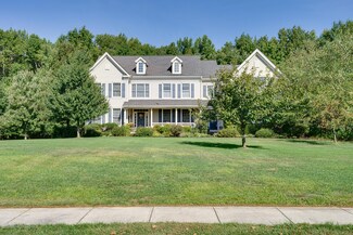 10 Dutchess Dr, Allentown, NJ 08501