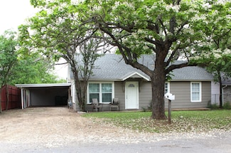 1520 W Groesbeck St, Stephenville, TX 76401