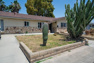 9530 Galston Dr, Santee, CA 92071