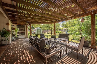 402 Sunflower Cove, Kyle, TX 78640