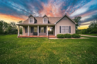 231 Turtle Bay Rd, New Hampton, NY 10958
