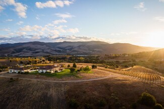 7253 Santos Rd, Lompoc, CA 93436