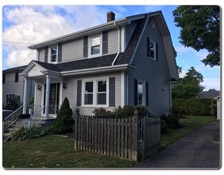 232 Chavenson St, Fall River, MA 02723