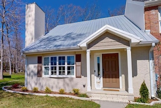 180 Fairway Woods Dr, Ozark, AL 36360