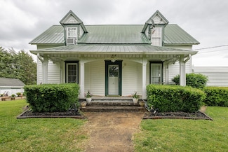4030 Douglas Dam Rd, Kodak, TN 37764