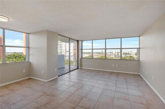 1300 NE Miami Gardens Dr Unit 714E, Miami, FL 33179
