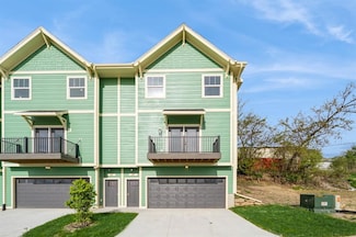 335 Forest Ave Unit 21, Des Moines, IA 50314