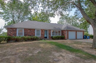 210 Virginia Rd, Excelsior Springs, MO 64024
