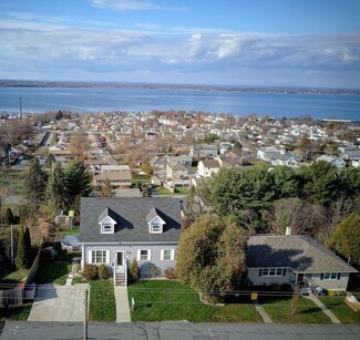 223 Bayview St, Fall River, MA 02724